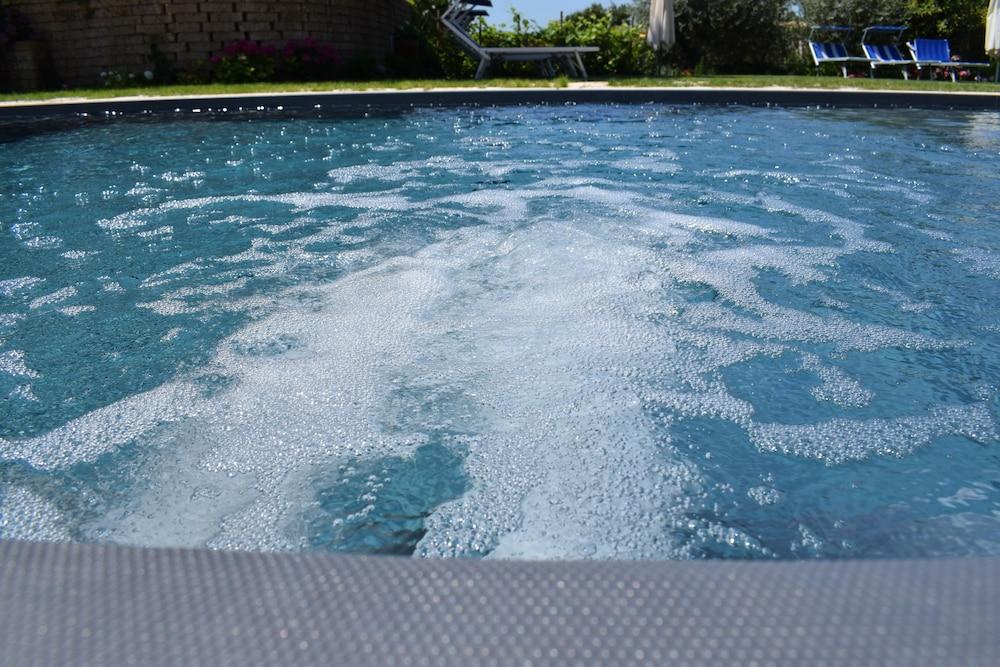 La Tinassara Bed & Breakfast Lazise Eksteriør bilde