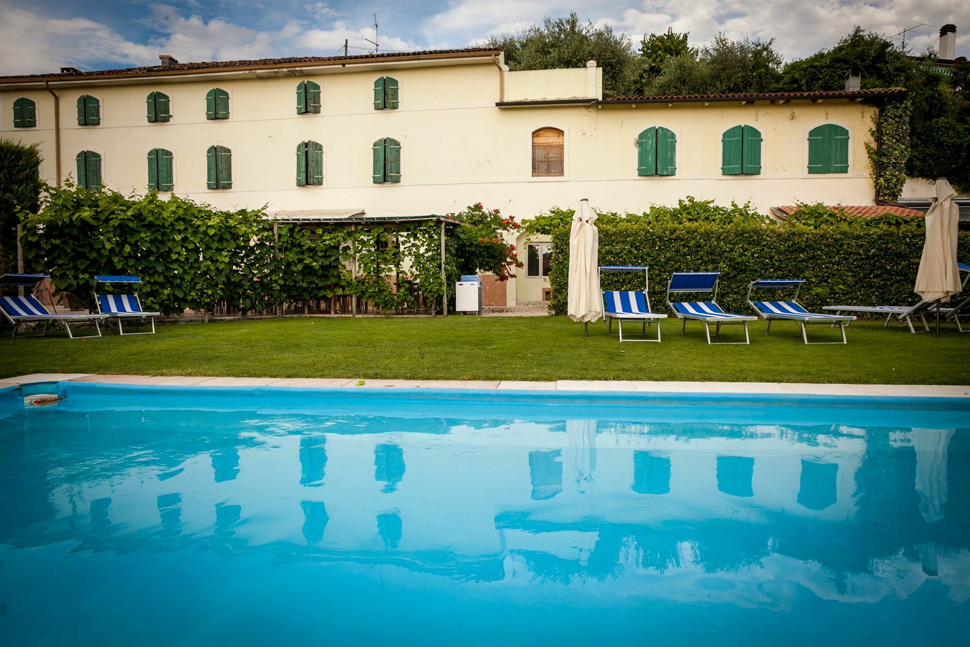 La Tinassara Bed & Breakfast Lazise Eksteriør bilde